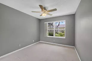 1252 Pine Sage Cir, West Palm Beach, FL 33409 - Photo 32