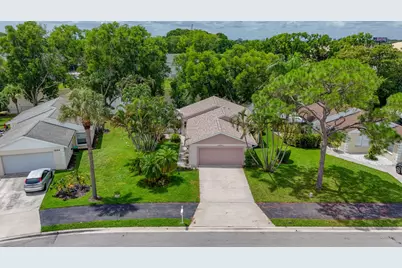 1252 Pine Sage Circle, West Palm Beach, FL 33409 - Photo 2