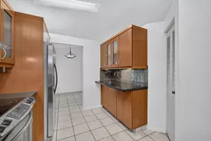 1252 Pine Sage Cir, West Palm Beach, FL 33409 - Photo 10