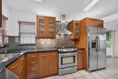 1252 Pine Sage Circle, West Palm Beach, FL 33409 - Photo 8