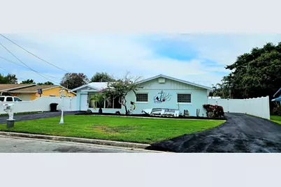 807 Grandview Boulevard, Fort Pierce, FL 34982 - Photo 1