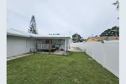 807 Grandview Boulevard, Fort Pierce, FL 34982 - Photo 26