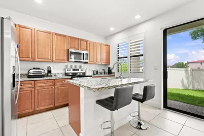 3000 King Palm Way, Riviera Beach, FL 33410 - Photo 12