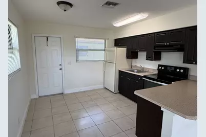 2820 Avenue S #A1, Riviera Beach, FL 33404 - Photo 4