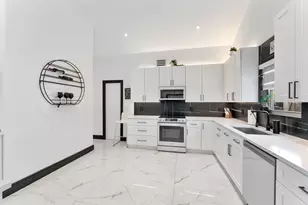 5800 SW 19th St, Plantation, FL 33317 - Photo 6