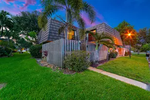 1704 Forest Lakes Cir, West Palm Beach, FL 33406 - Photo 28