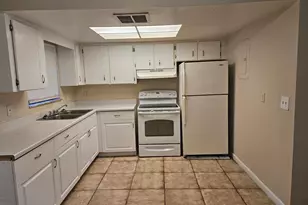 2556 NW 52nd Ave, Lauderhill, FL 33313 - Photo 2