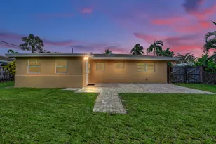 500 SE 4th Ct, Pompano Beach, FL 33060 - Photo 10