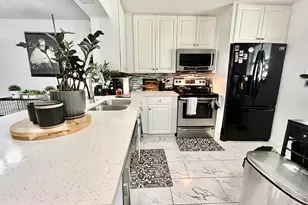 8301 Sands Point Blvd, Tamarac, FL 33321 - Photo 6