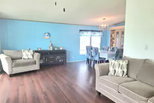 8530 Lidflower Ct, Port Saint Lucie, FL 34952 - Photo 4