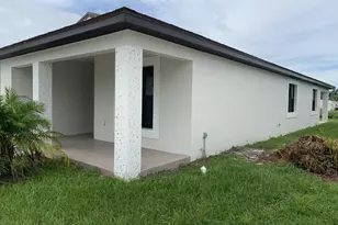 17 El Portal Ln, Port Saint Lucie, FL 34952 - Photo 4