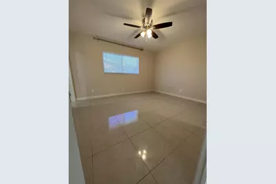 499 W Conference Drive, Boca Raton, FL 33486 - Photo 4