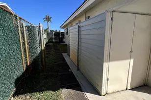 499 W Conference Dr, Boca Raton, FL 33486 - Photo 24
