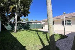 499 W Conference Dr, Boca Raton, FL 33486 - Photo 22