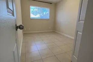 499 W Conference Dr, Boca Raton, FL 33486 - Photo 10