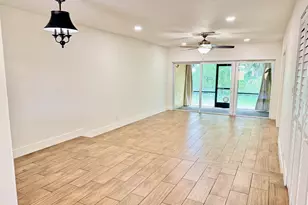 3948 NW 77th Ave, Davie, FL 33024 - Photo 4
