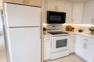 4024 Newcastle B, Boca Raton, FL 33434 - Photo 4