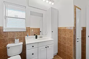 215 SW 8th St, Boynton Beach, FL 33426 - Photo 20