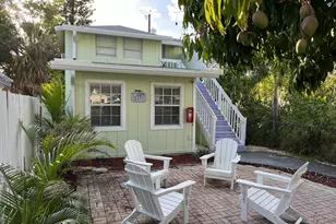 17 S D St, Lake Worth Beach, FL 33460 - Photo 1