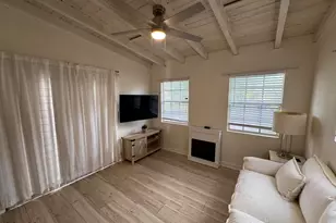 17 S D St, Lake Worth Beach, FL 33460 - Photo 2