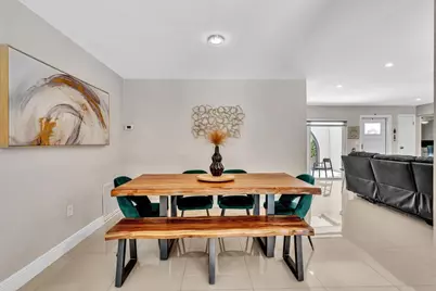 2070 NW 78th Avenue, Sunrise, FL 33322 - Photo 12