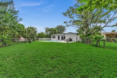 2070 NW 78th Avenue, Sunrise, FL 33322 - Photo 38