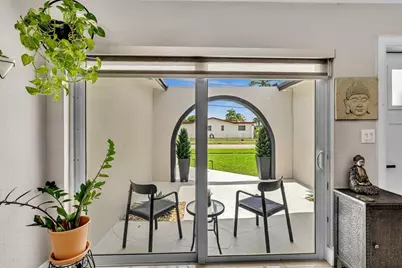 2070 NW 78th Avenue, Sunrise, FL 33322 - Photo 4