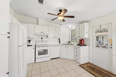 3179 Columbrina Circle, Port Saint Lucie, FL 34952 - Photo 4