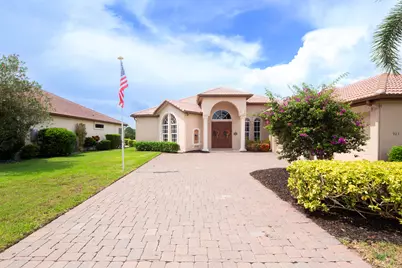 923 SW Grand Reserves Boulevard, Port Saint Lucie, FL 34986 - Photo 8