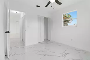 328 Ponte Vedra Rd, Palm Springs, FL 33461 - Photo 20