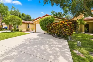 4344 NW 1st St, Deerfield Beach, FL 33442 - Photo 2