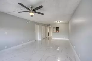 303 Racquet Club Rd, Weston, FL 33326 - Photo 10