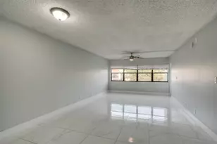 303 Racquet Club Rd, Weston, FL 33326 - Photo 4