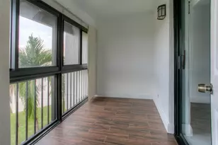 303 Racquet Club Rd, Weston, FL 33326 - Photo 8