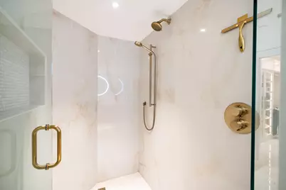 100 SE 5th Avenue #103, Boca Raton, FL 33432 - Photo 6