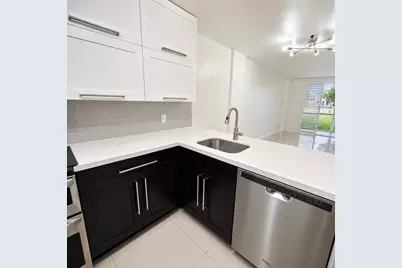 117 Royal Park Drive #1H, Oakland Park, FL 33309 - Photo 2