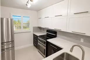 117 Royal Pk Dr, Oakland Park, FL 33309 - Photo 4