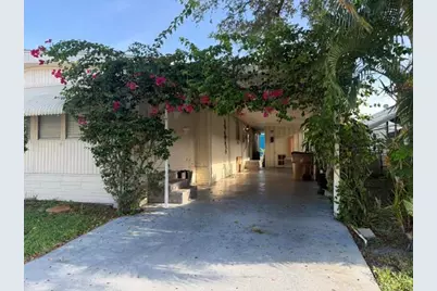 1817 Dolphin Place, Deerfield Beach, FL 33442 - Photo 2