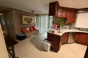 1817 Dolphin Pl, Deerfield Beach, FL 33442 - Photo 14