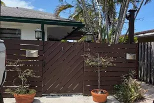 1637 NE 5th St, Fort Lauderdale, FL 33301 - Photo 2