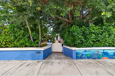 227 N M Street, Lake Worth, FL 33460 - Photo 1