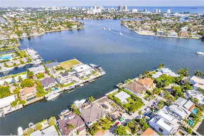 1725 SE 13th Street, Fort Lauderdale, FL 33316 - Photo 1