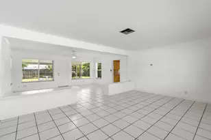 360 Palmetto St, West Palm Beach, FL 33405 - Photo 12