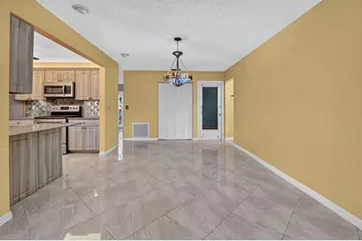 999 NW 23rd Lane, Delray Beach, FL 33445 - Photo 22