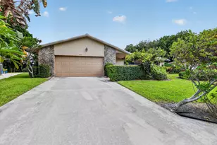 999 NW 23rd Ln, Delray Beach, FL 33445 - Photo 4