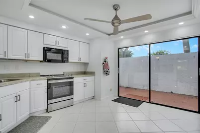 7236 Clunie Place #15302, Delray Beach, FL 33446 - Photo 8