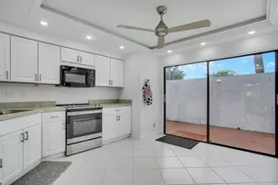 7236 Clunie Pl, Delray Beach, FL 33446 - Photo 8