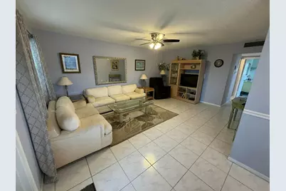 24 Easthampton A, West Palm Beach, FL 33417 - Photo 1
