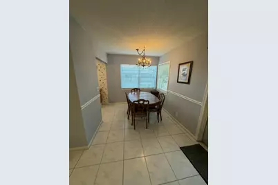 24 Easthampton A, West Palm Beach, FL 33417 - Photo 2