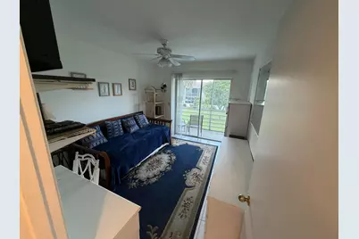 24 Easthampton A, West Palm Beach, FL 33417 - Photo 6